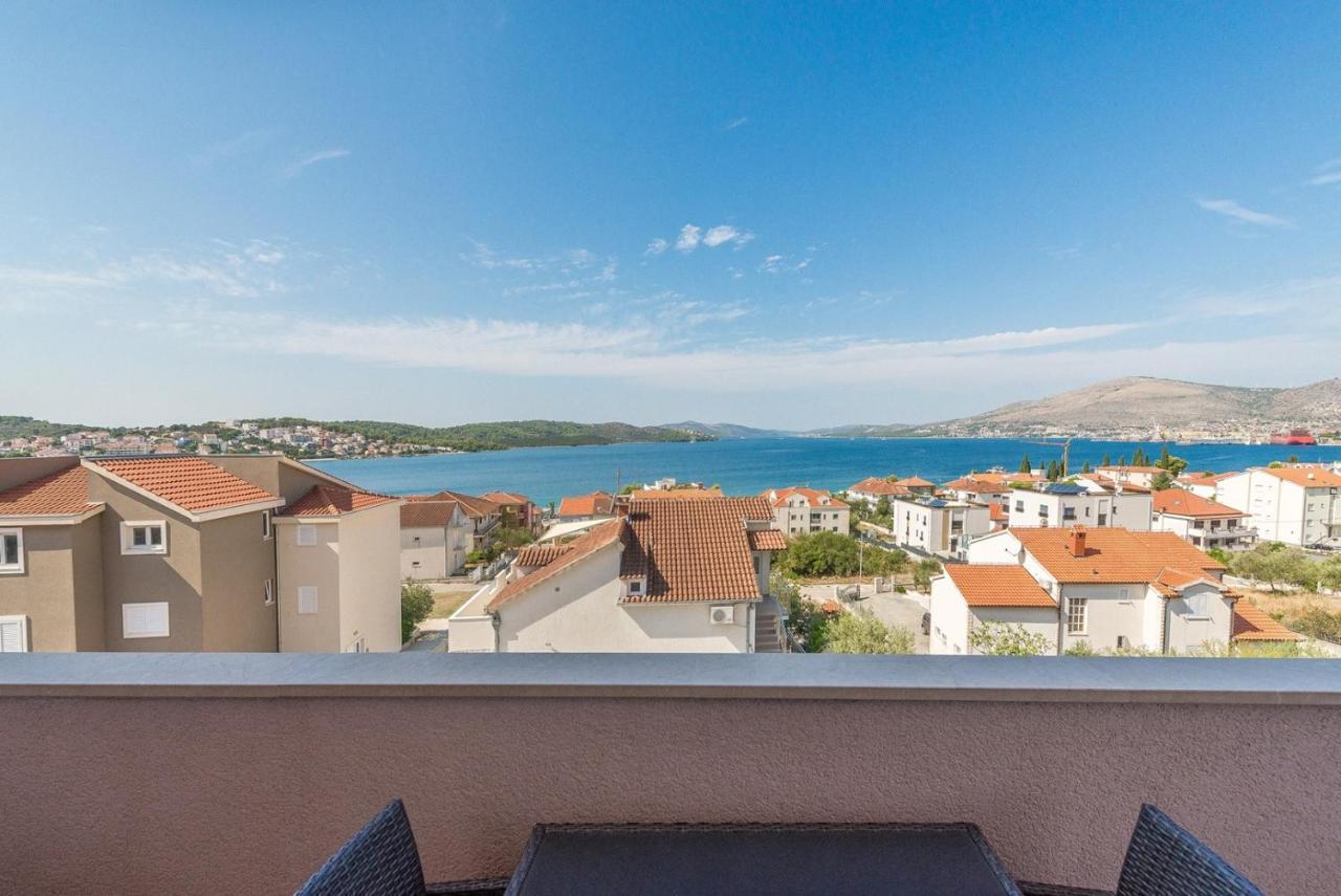 Apartments Ivana-Mira Okrug Gornji Eksteriør billede