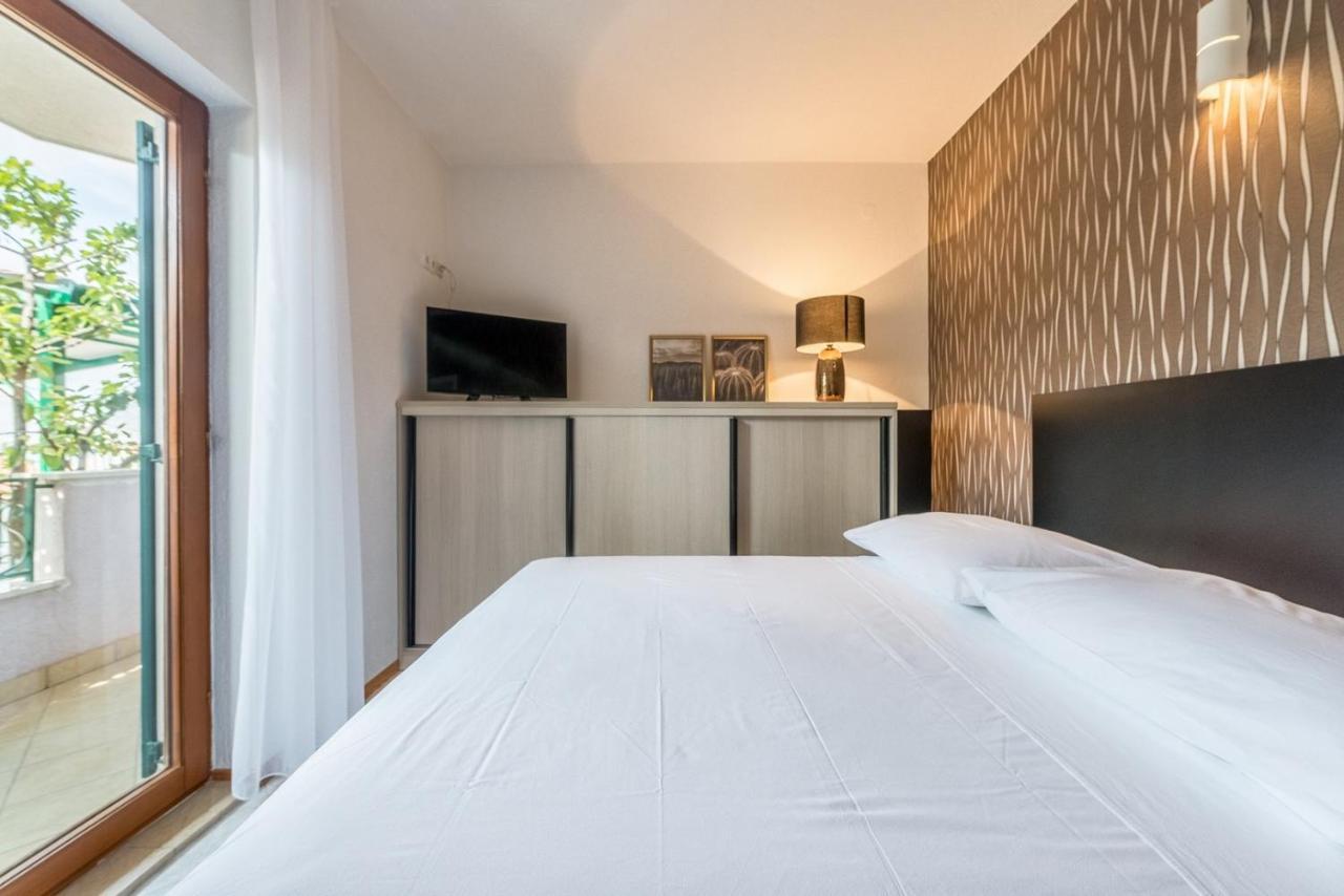 Apartments Ivana-Mira Okrug Gornji Eksteriør billede