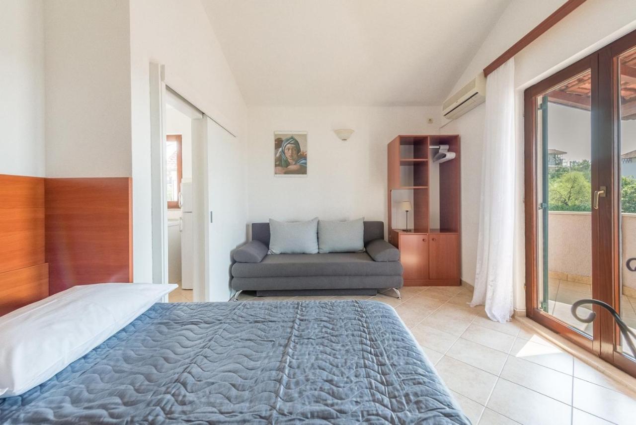 Apartments Ivana-Mira Okrug Gornji Eksteriør billede